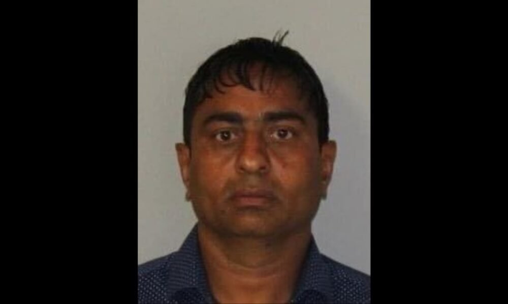 724A7F82-2F61-469C-A418-DD5B09FDA10A