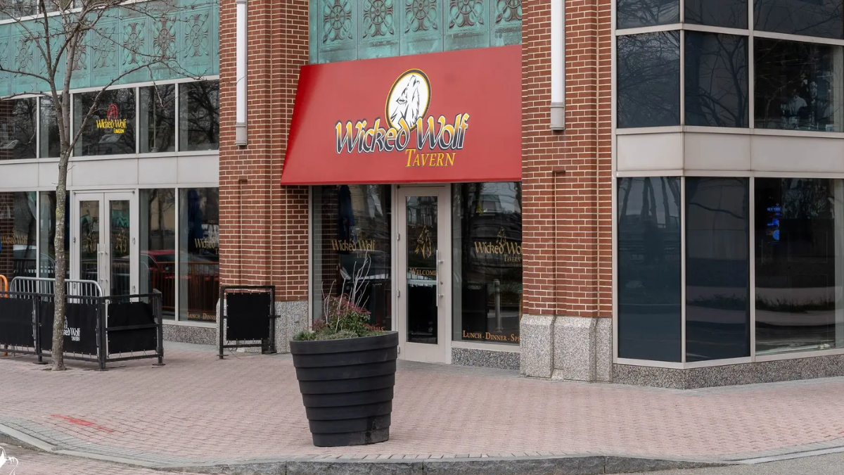 Wicked Wolf Closes After 15 Years; Owner Plans New Waterfront Concept