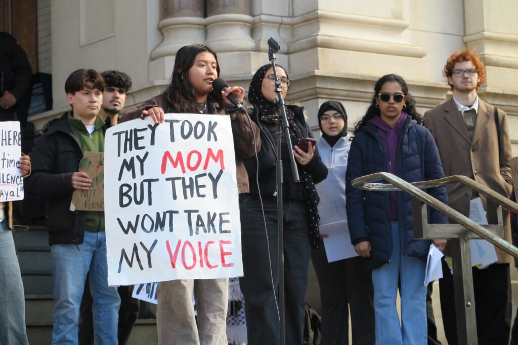 0B30C62E 5C73 4F05 AC1E FDA5BEF3C7EC