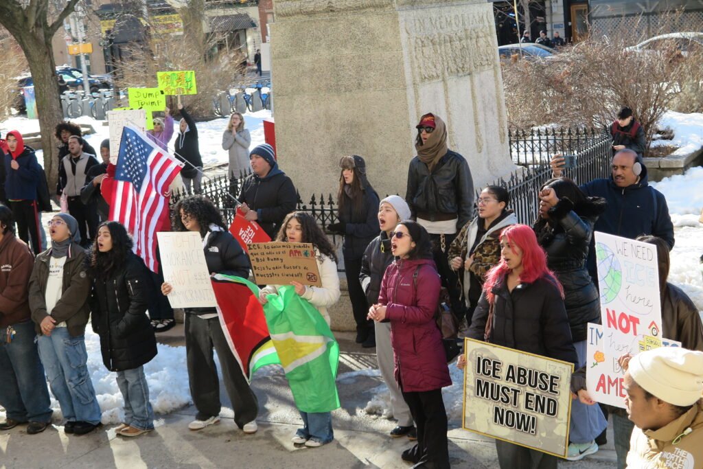 E8642BED 2338 4F0B B301 632A90580EE6