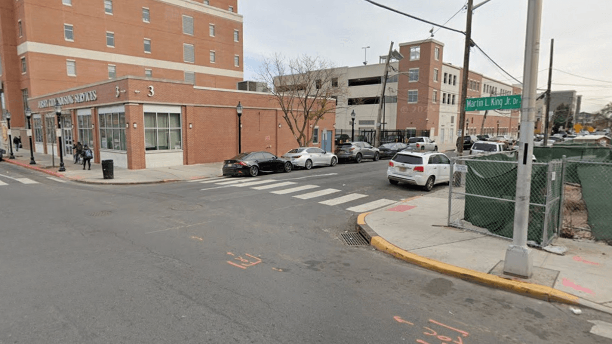 Homicide Unit Investigating Fatal Shooting Near Orient Avenue and MLK Drive