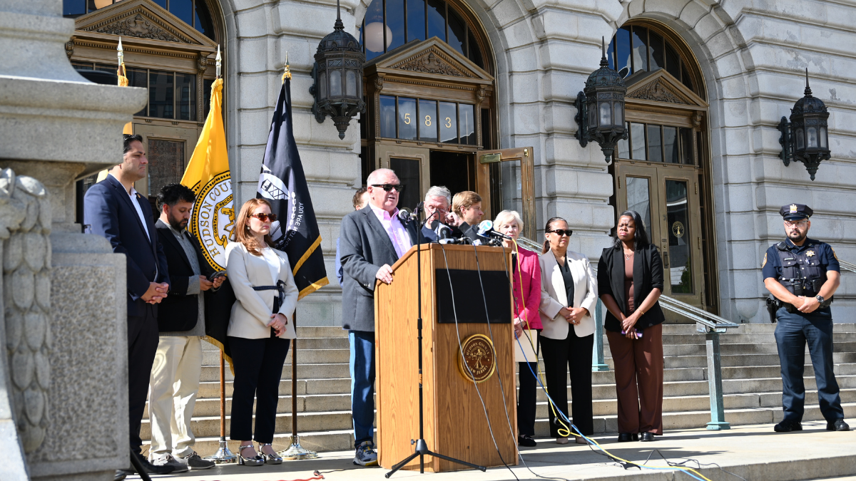 Hudson County Five Towns Sue Heliport Operator Over Helicopter Flights