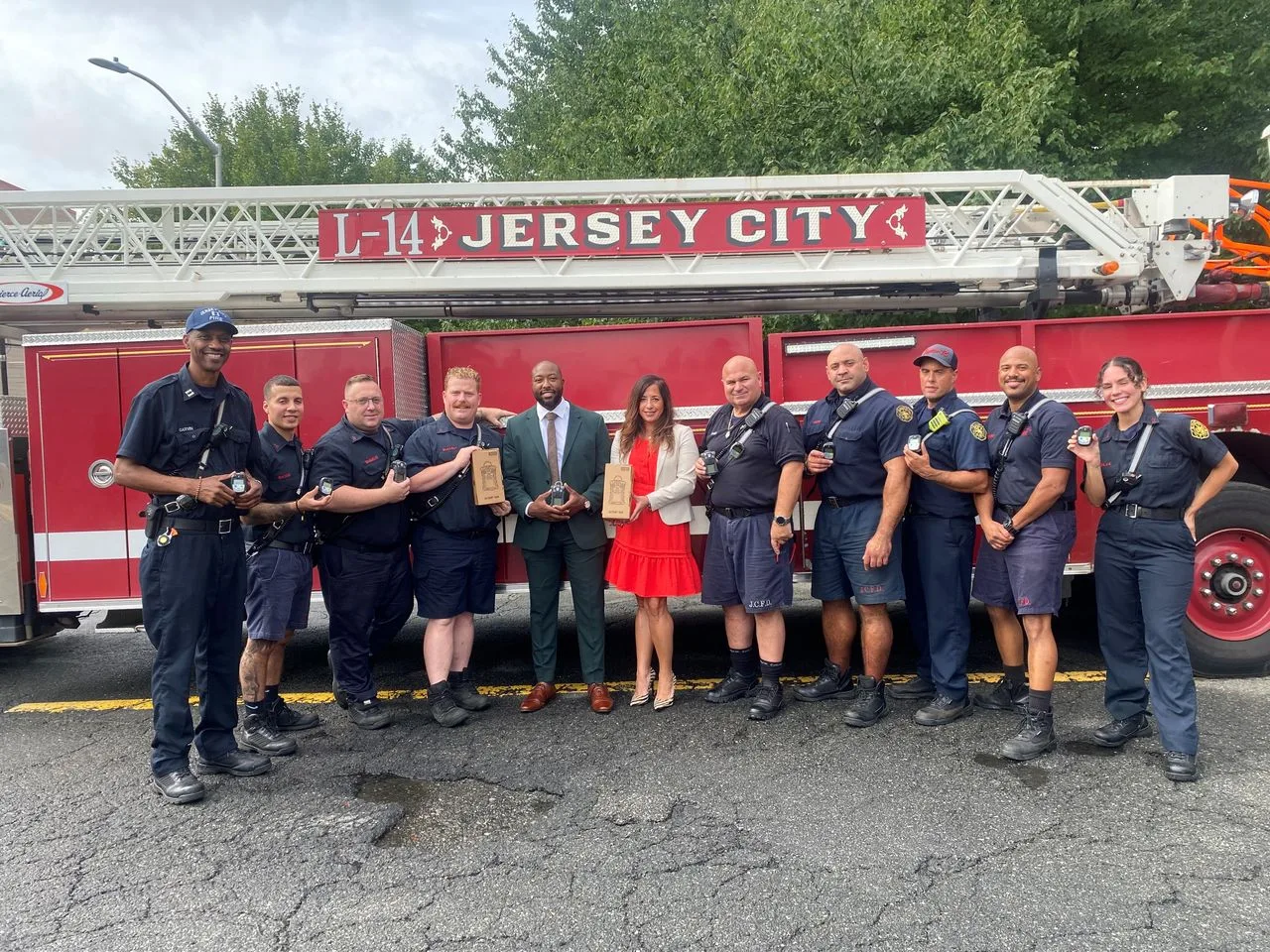 PSEG Grant Equips Jersey City Firefighters With New Gas Detectors